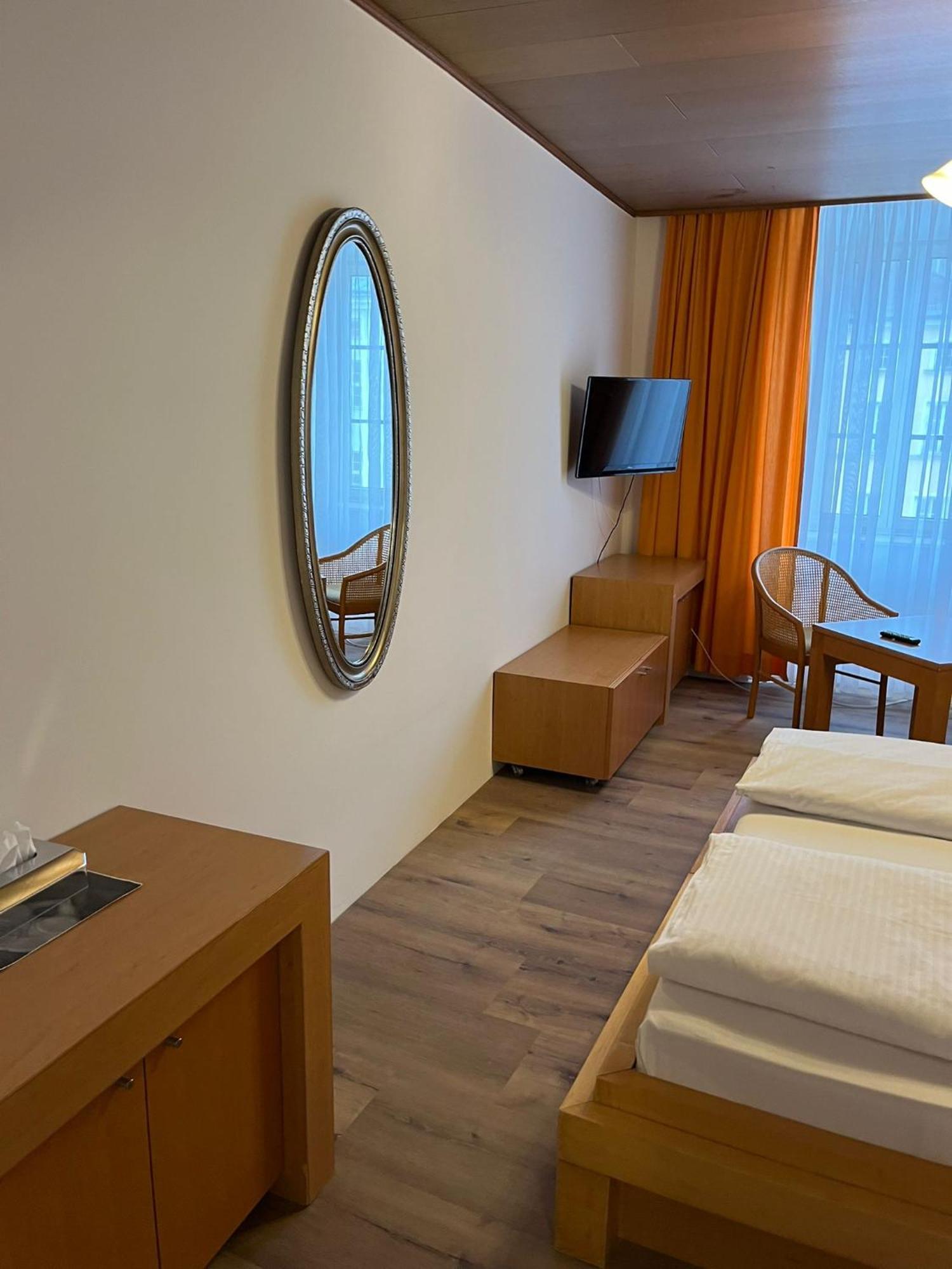 City Hotel Post 20 Braunau am Inn Exteriör bild