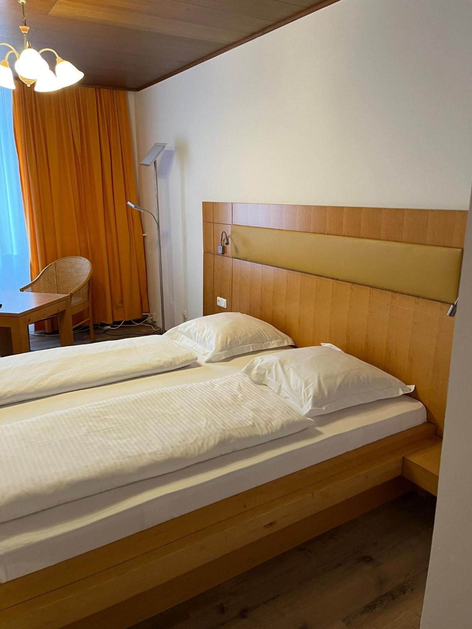 City Hotel Post 20 Braunau am Inn Exteriör bild